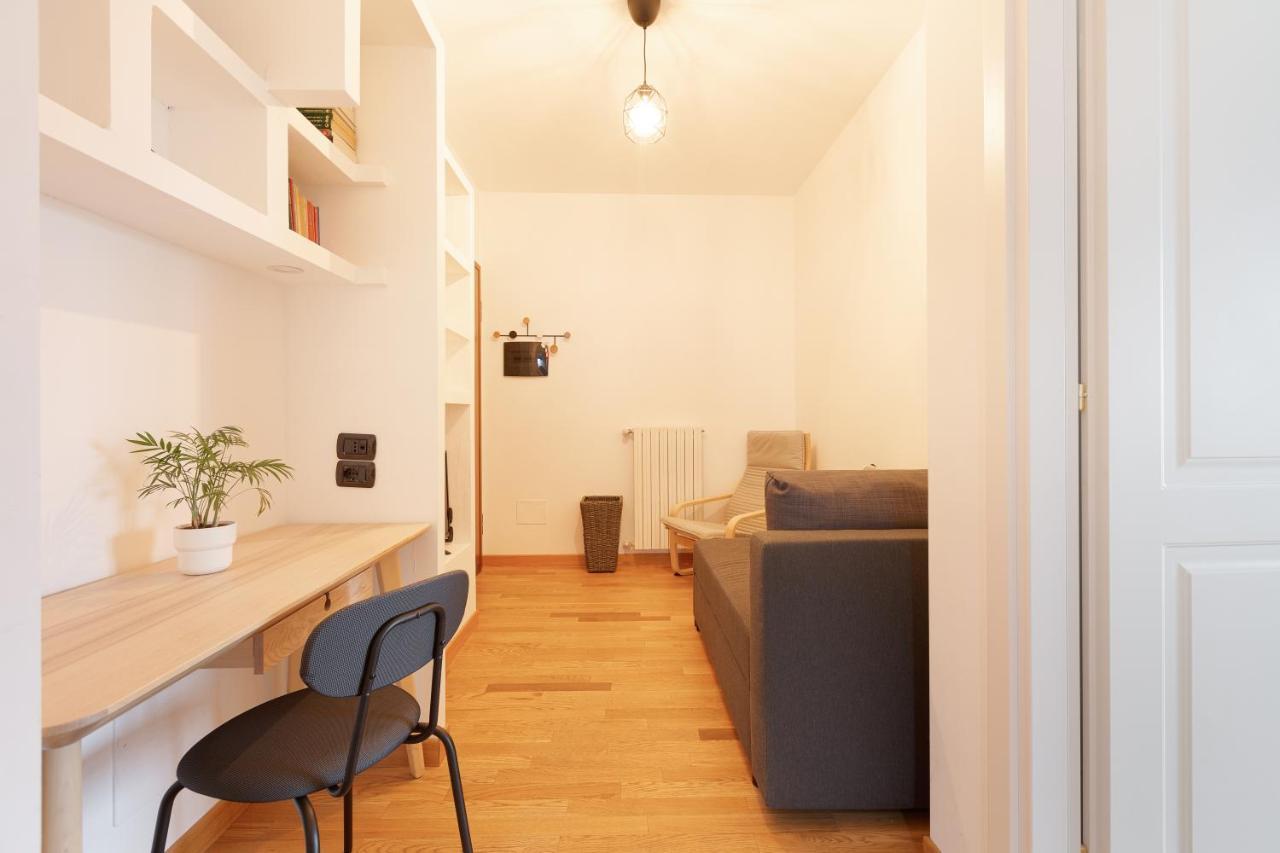 Comfy X3 - With Balcony