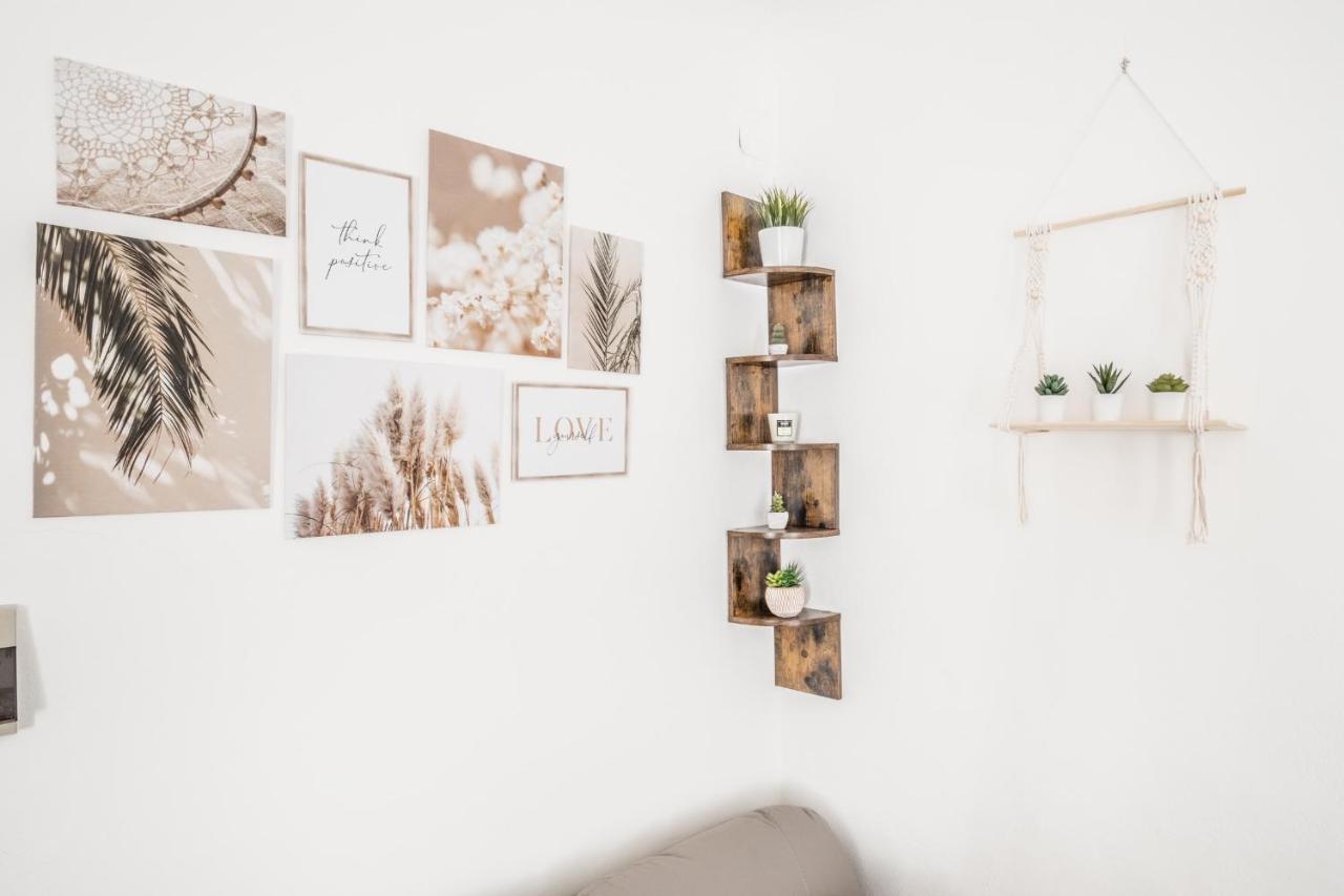 Apartment Pretty House Navigli-duomo Netflix & Design