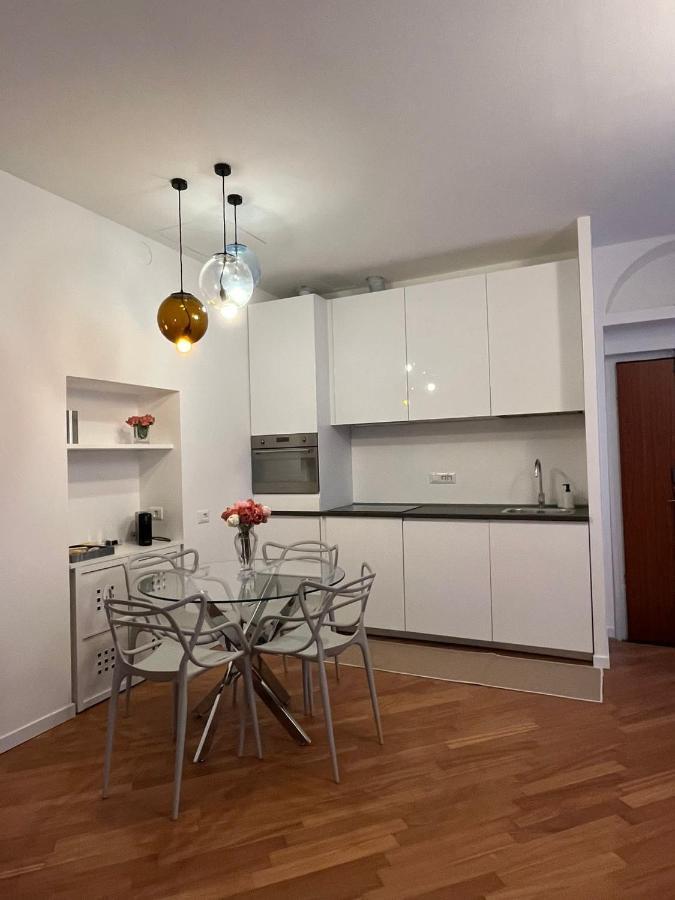 Apartment Casa Vercelli Delizioso Bilocale Moderno Nella Vecchia *