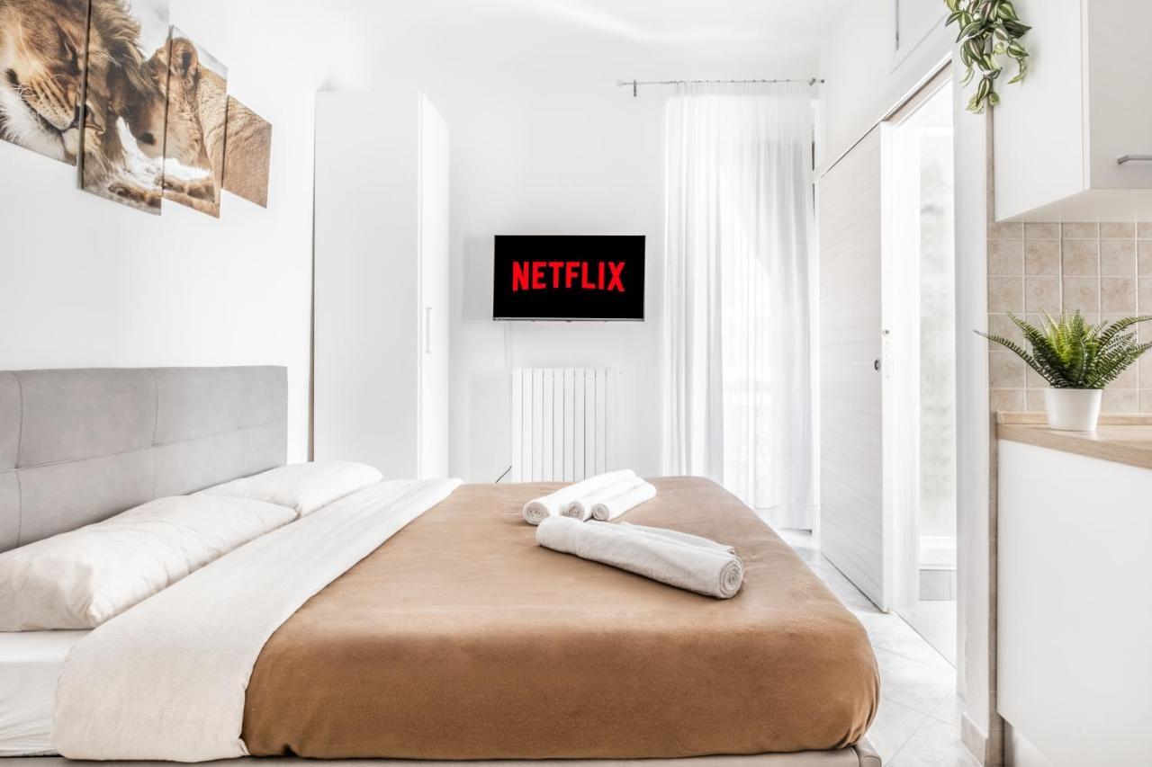 Apartment Pretty House Navigli-duomo Netflix & Design