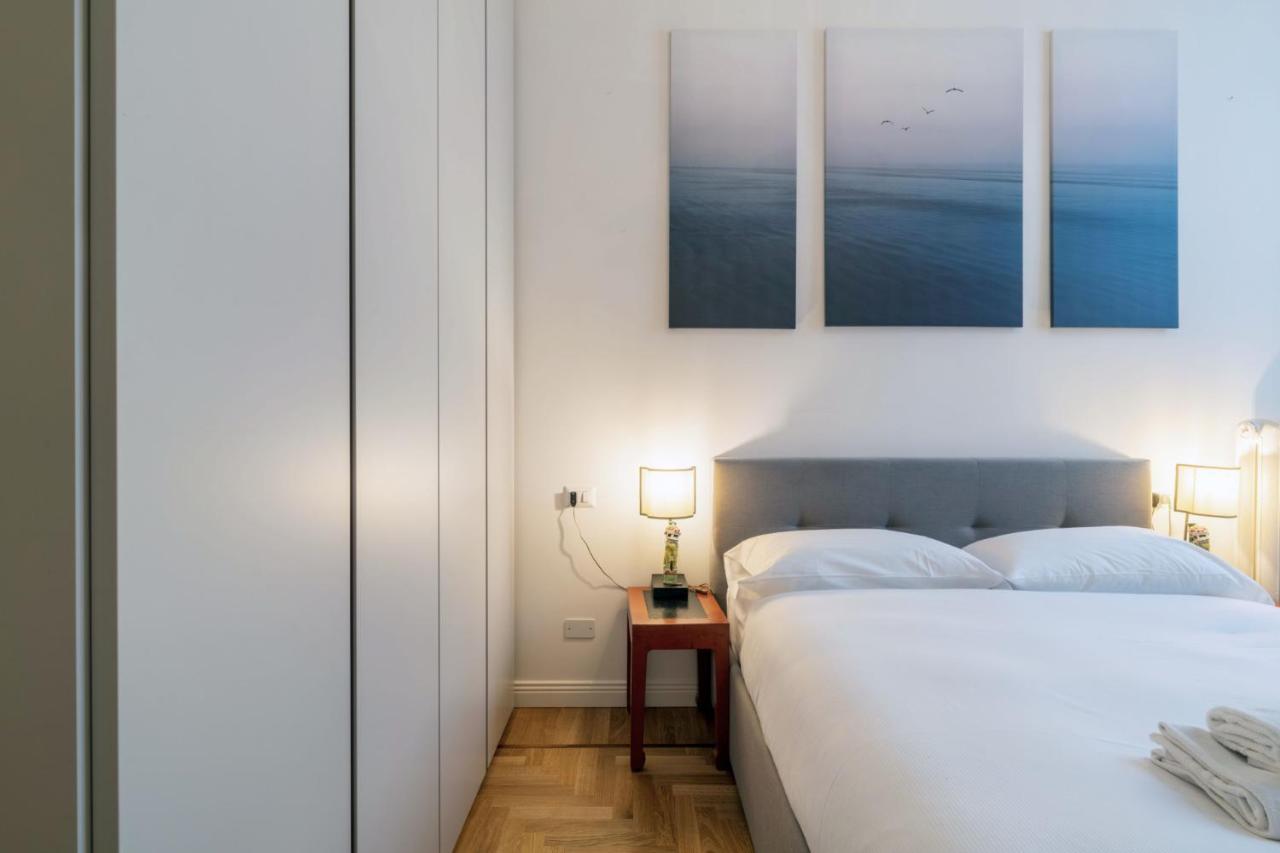 Easylife - Comoda Residenza Con Terrazzino Abitabile In Zona Sant Ambrogio Apartment