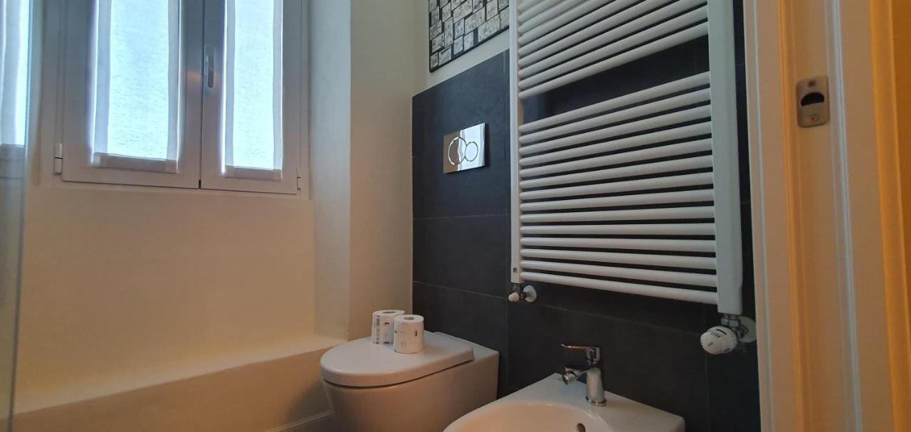 Bnbutler - Aselli, 14 - Comodo E Luminoso Apartment