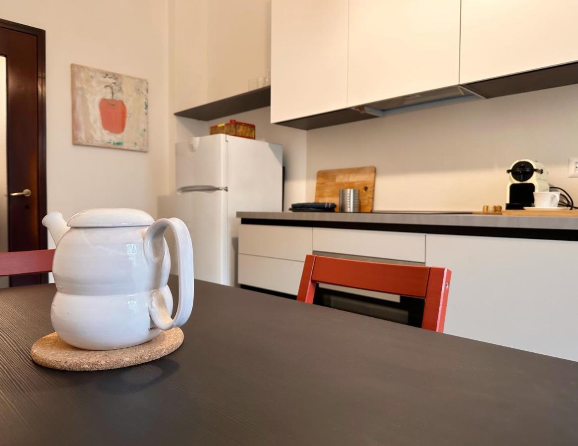 Orea Spiti - Drawings In Teodosio Apartamento