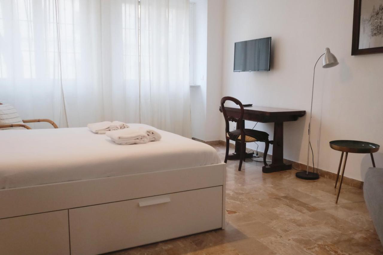 Orea Spiti - Drawings In Teodosio Apartamento Milão