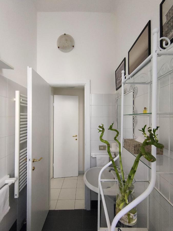 Eustachi Interior *