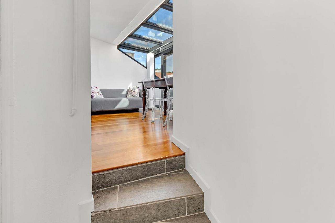 Cosmopolitan Apartment *