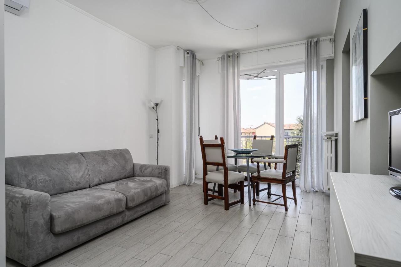 Apartment Corvetto - Omero Charme *