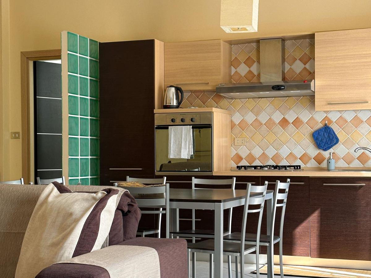 Apartment Modern Isola - Metro & Self-checkin *