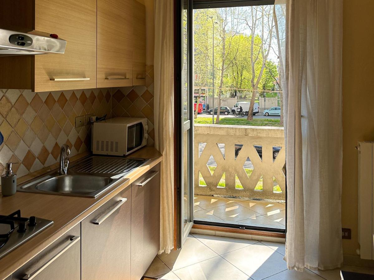 Apartment Modern Isola - Metro & Self-checkin