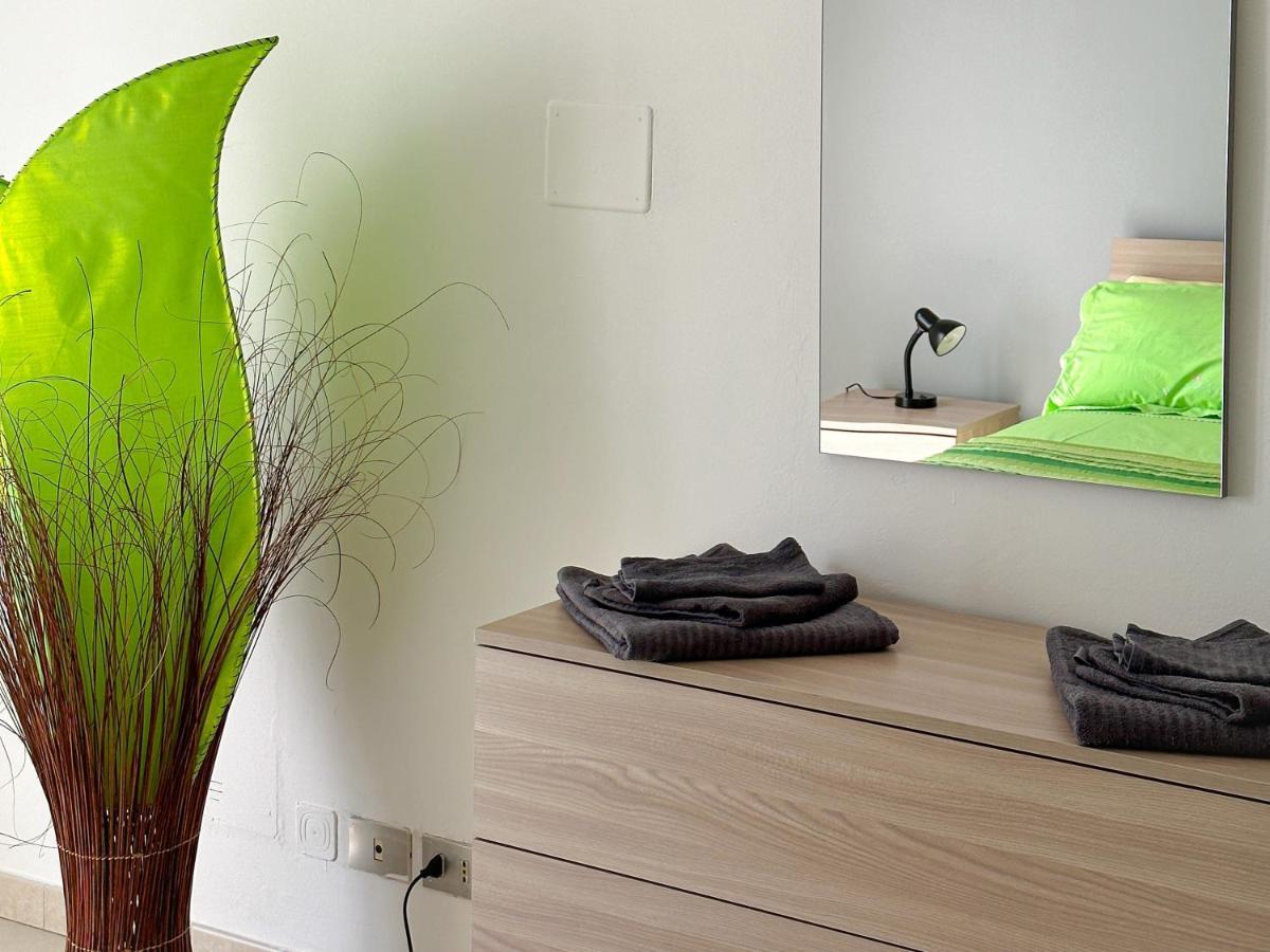 Modern Isola - Metro & Self-checkin Apartment *