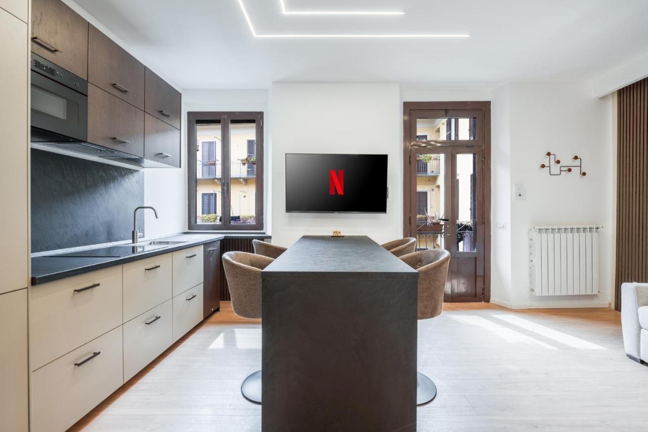Bilocale Moderno - Center Milan