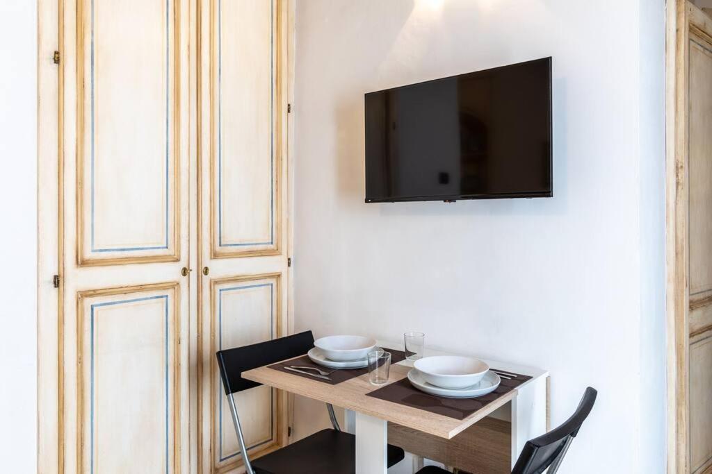 Apartment Colonne's Nest - Cozy And Silent With Ac Mailand