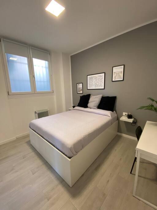 Apartment Your Urban Flat In *