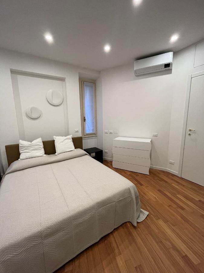 Apartment Casa Vercelli Delizioso Bilocale Moderno Nella Vecchia