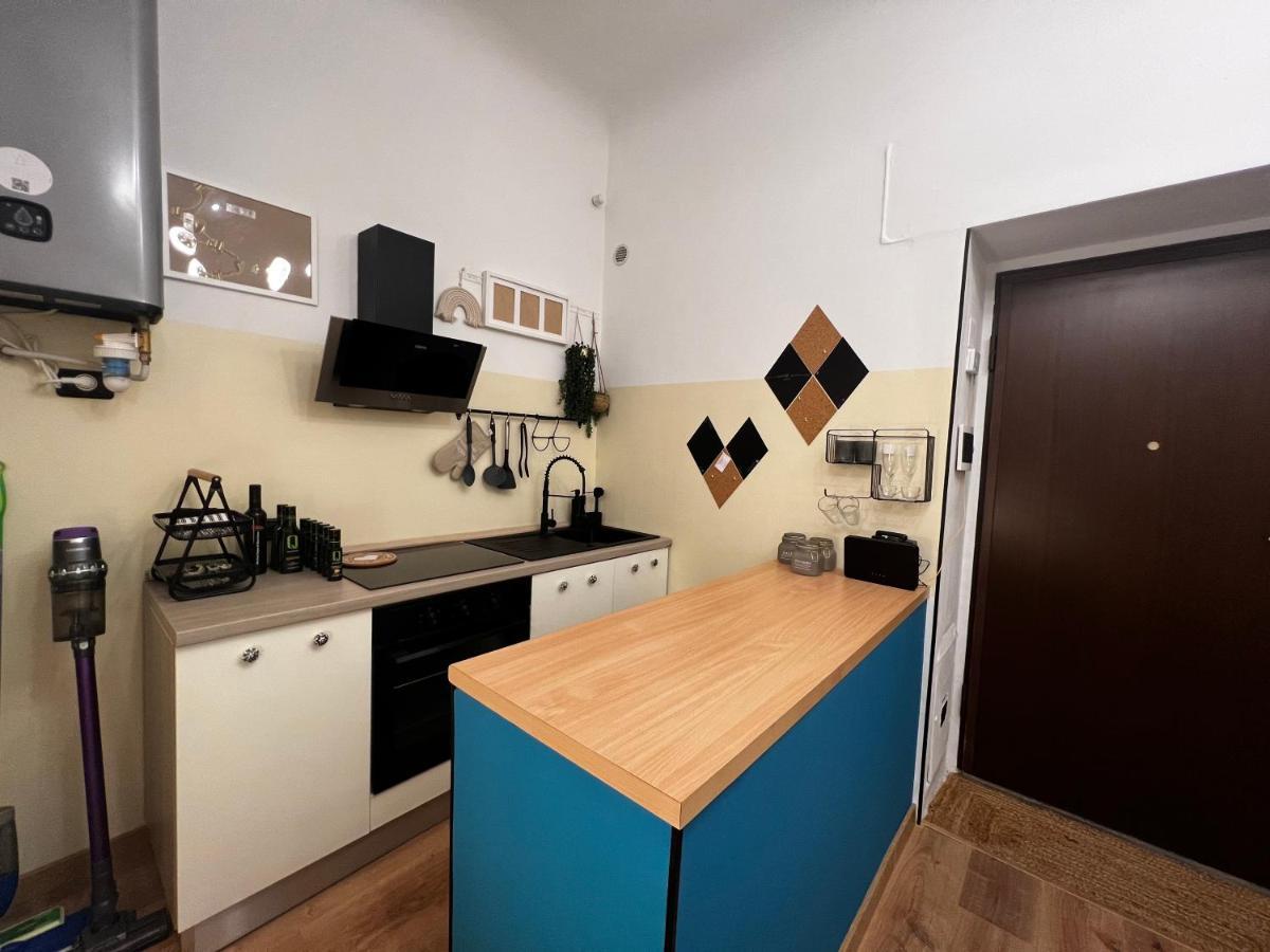 Regina Ai Navigli - Sky Tv, Wifi And Breakfast Box Milan