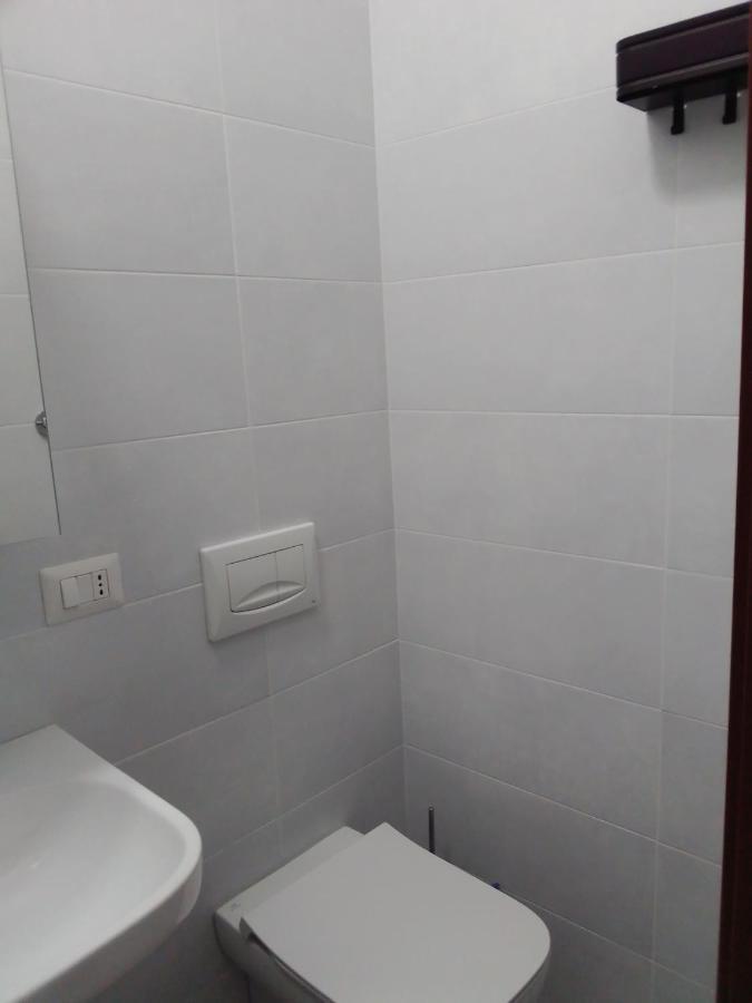 Gigli, Con Cucina In Comune E Terrazza