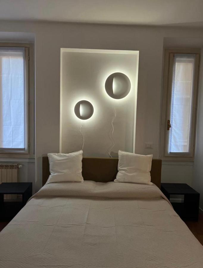 Casa Vercelli Delizioso Bilocale Moderno Nella Vecchia Apartment Mailand