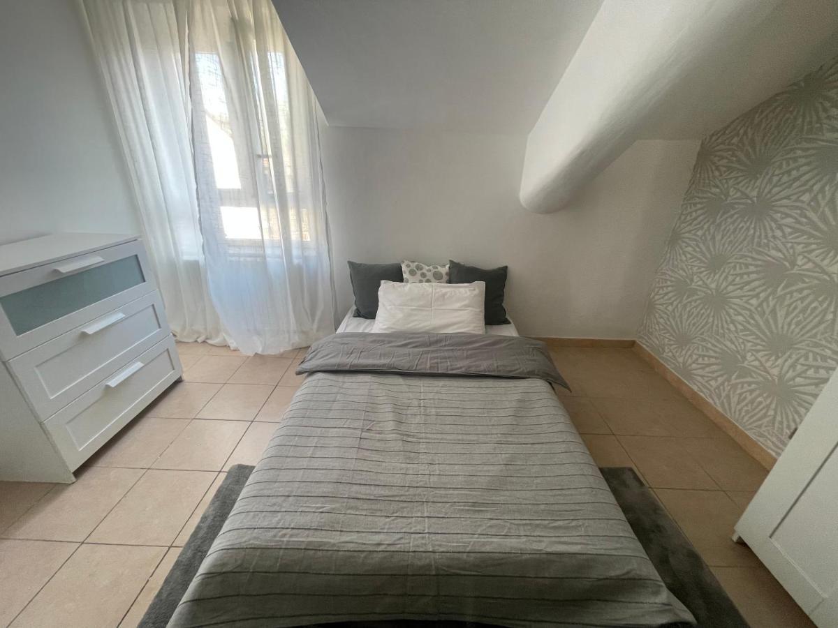 Apartment Mansarda Di Nolo-mm Pasteur-red Line