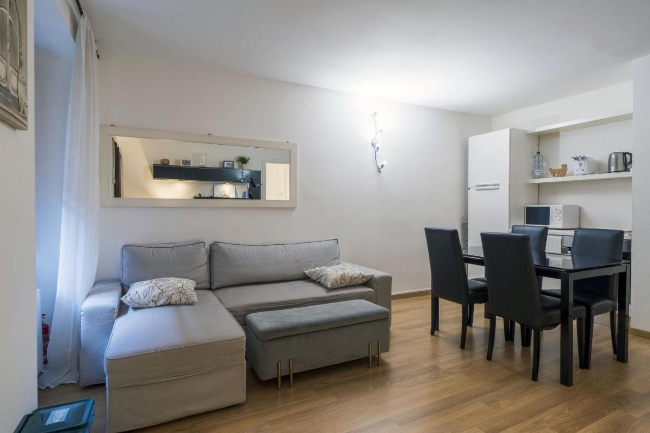 Apartment Cozy & Comfy In Navigli Area Mailand