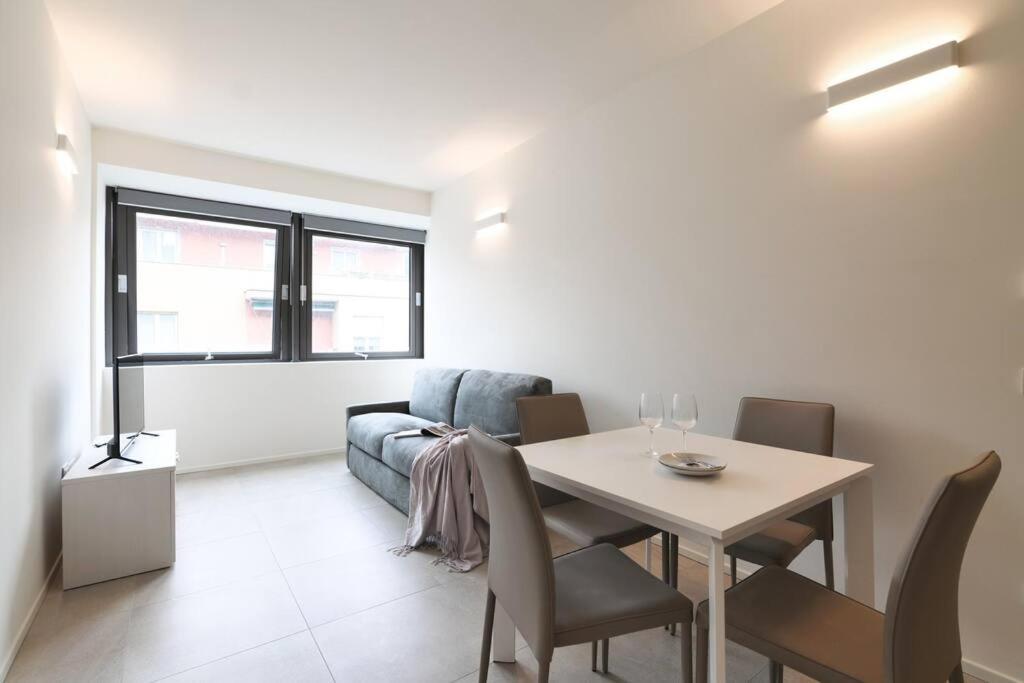 Apartment Contempora - Rosellini 6a *