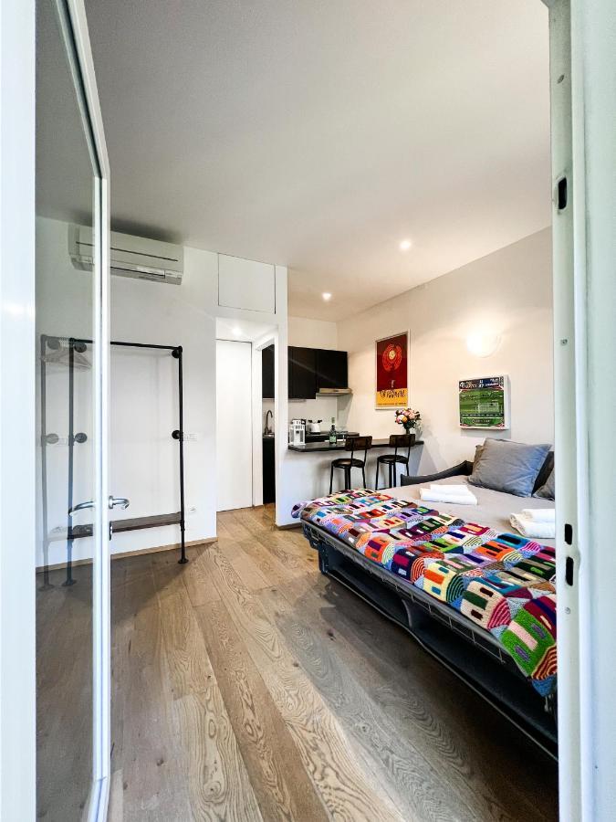 Apartment The Mundial - Bosco Verticale View