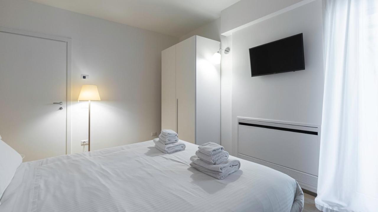 Apartment Italianway - Corso 11 Milan