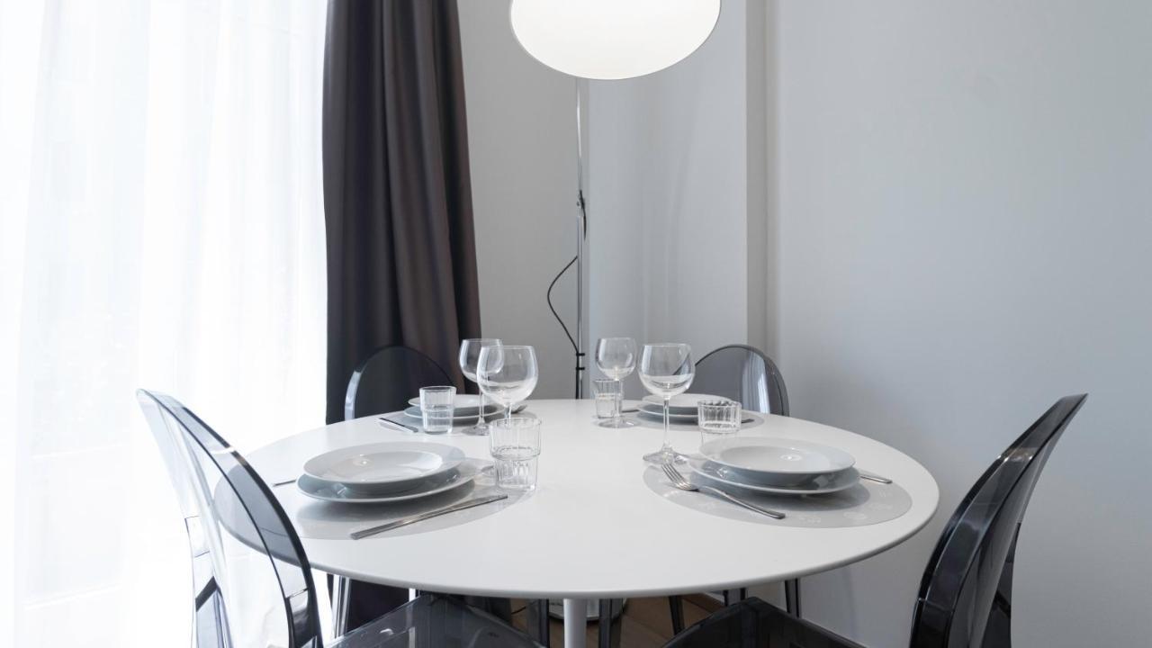 Italianway - Corso 11 * Milan