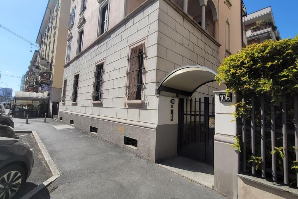 Apartment Navigli-centro Stylish In Design District *