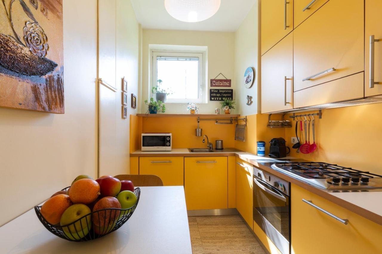 Twins - Tolstoj District Apartment Mailand