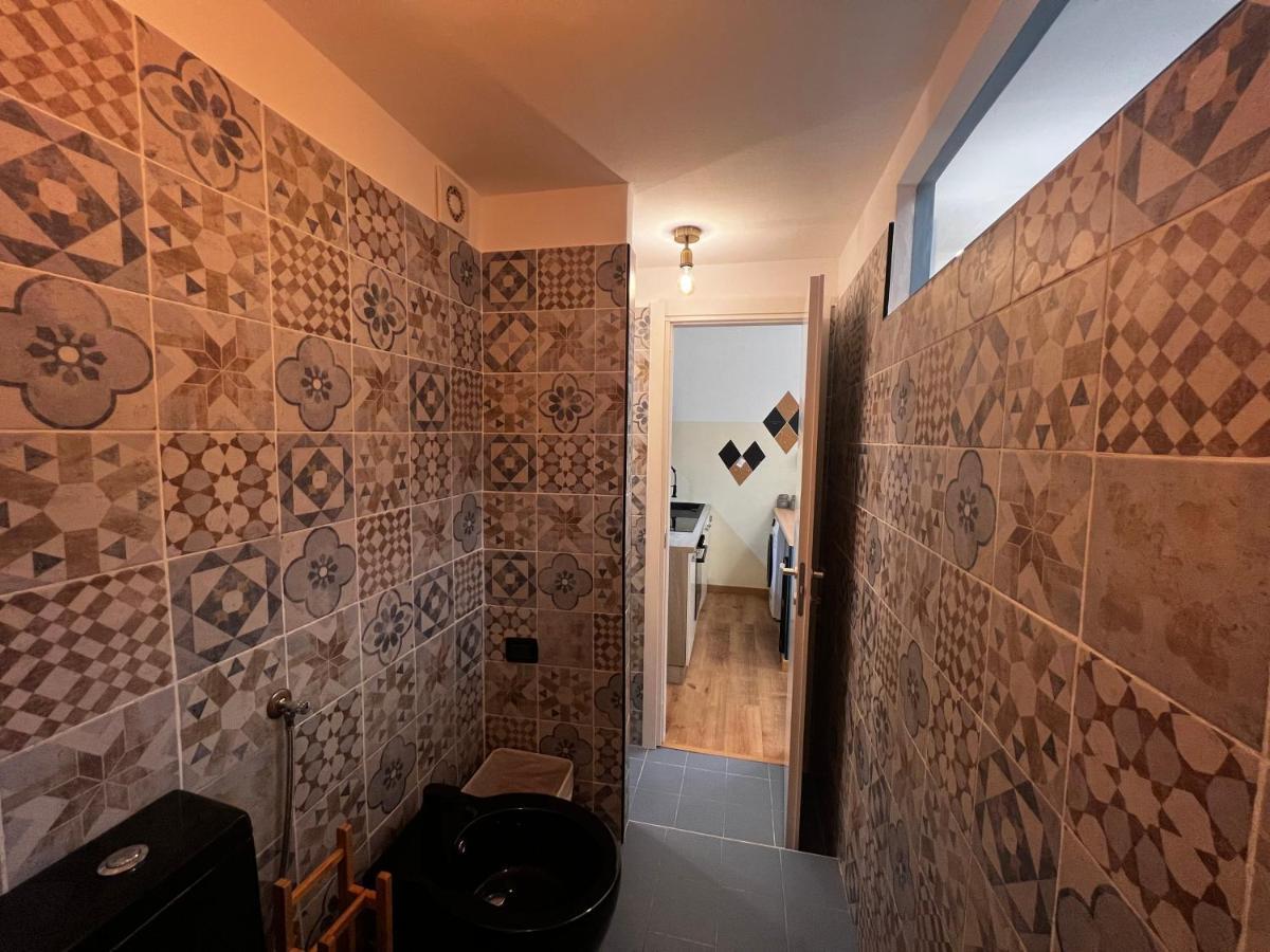 Apartment Regina Ai Navigli - Sky Tv, Wifi And Breakfast Box *