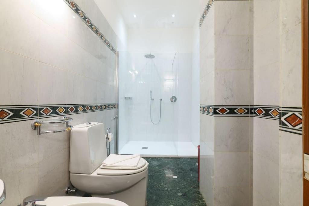 Large And Elegant In Missori Duomo Apartment *