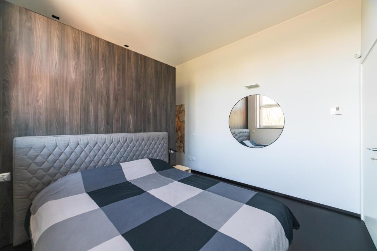 Apartamento Moderno Bilocale 64mq Con Parcheggio E Palestra