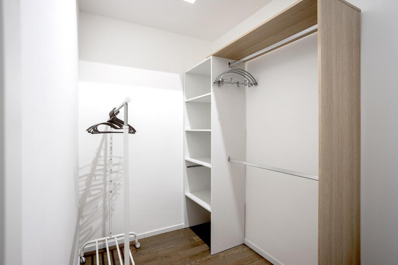 Navigli - Center Modern Suite, Fast Wi-fi & Tram Apartment Mailand