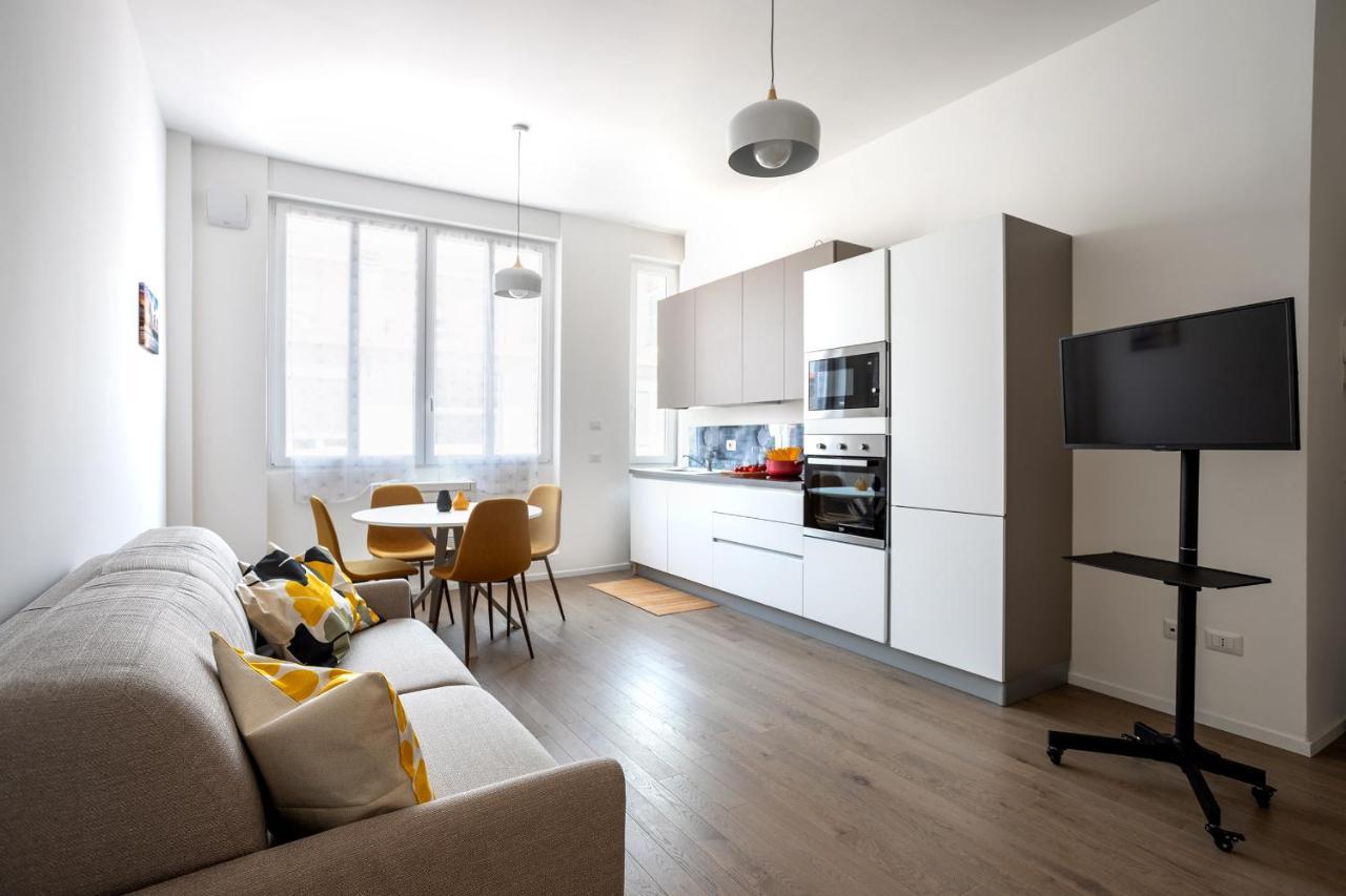 Navigli - Center Modern Suite, Fast Wi-fi & Tram Apartment Mailand