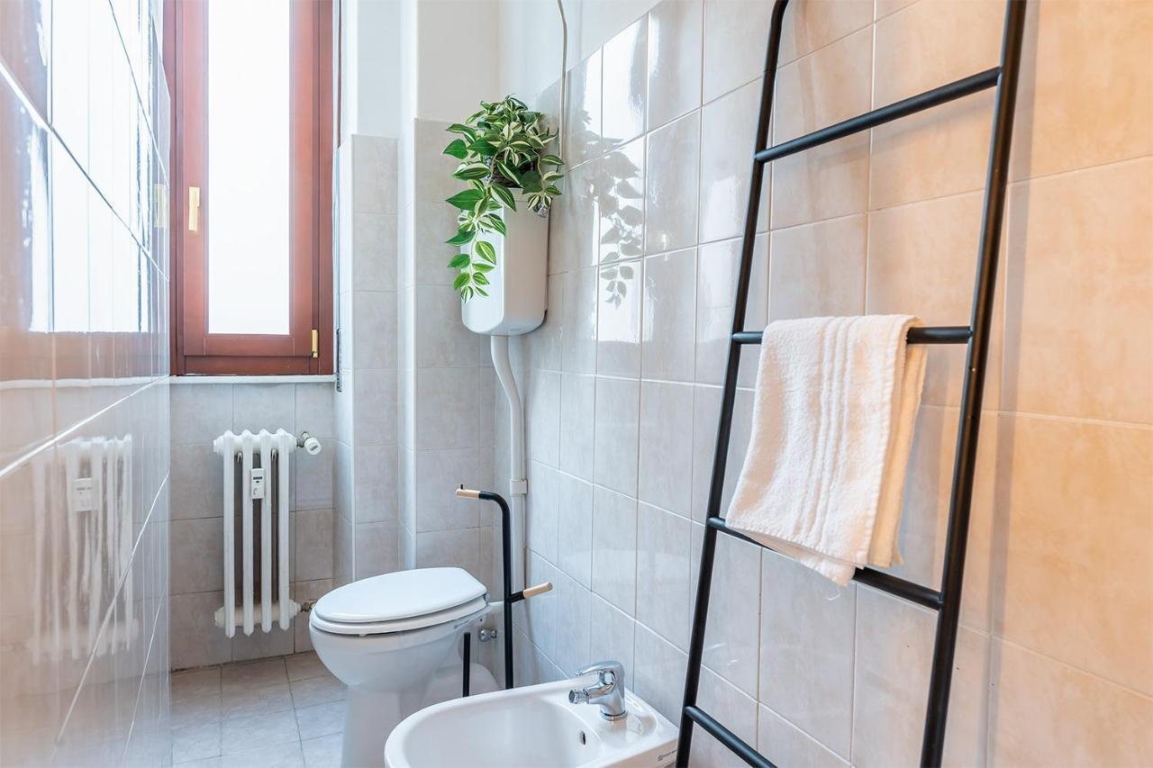 Elegant Citylife Apartment- Metro Access - Double Apartment