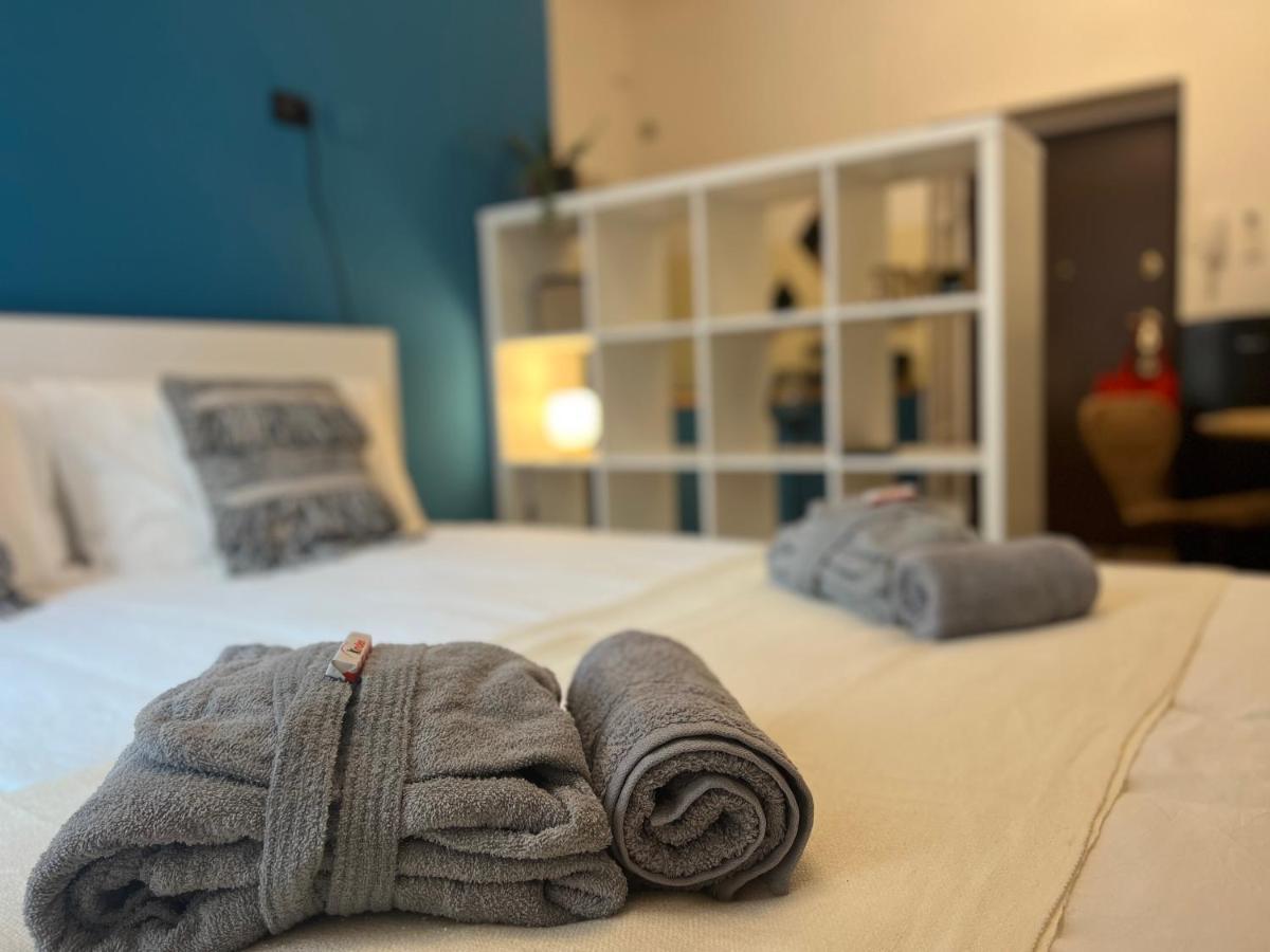Regina Ai Navigli - Sky Tv, Wifi And Breakfast Box Apartment *
