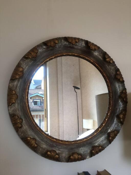 Elegant San Babila ,5 Minutes From Duomo Apartment *