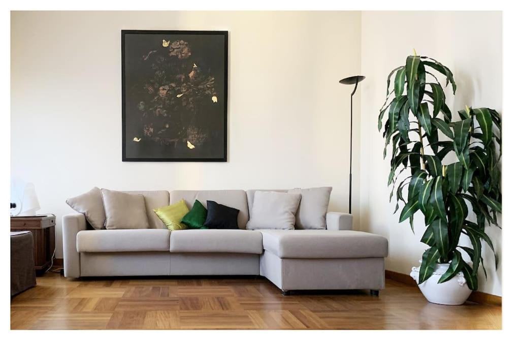 Elegant San Babila ,5 Minutes From Duomo * Mailand