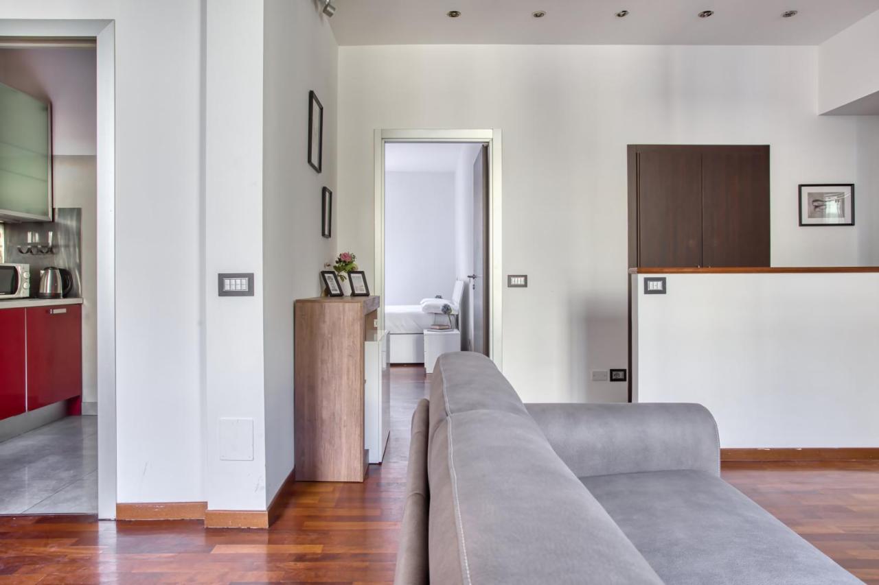 Joivy Tasteful Flat With Balcony * Mailand