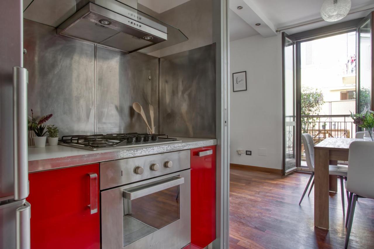 Apartment Joivy Tasteful Flat With Balcony