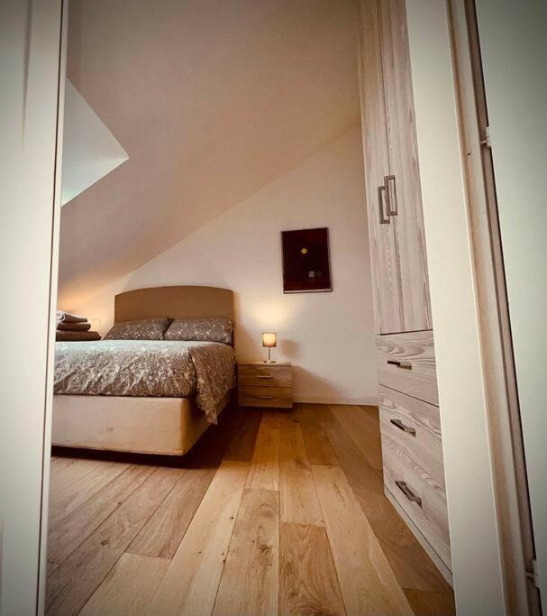 Urban House - Skylight House Navigli Milan Center Apartment Mailand