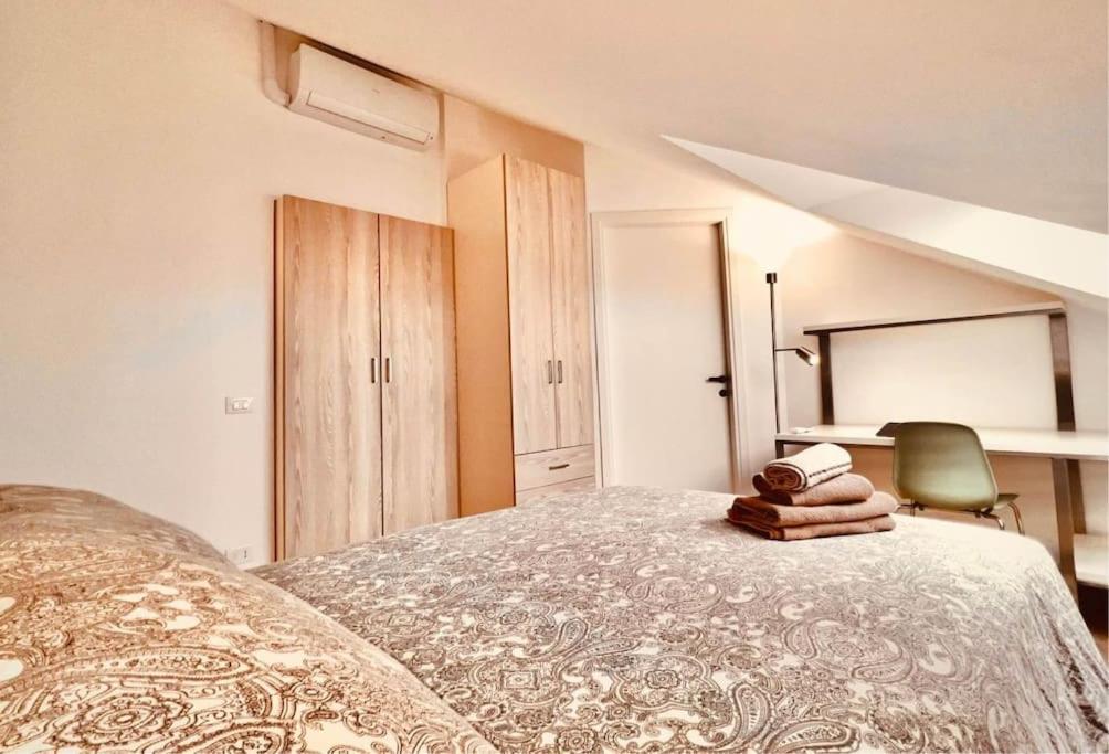 Urban House - Skylight House Navigli Milan Center Apartment