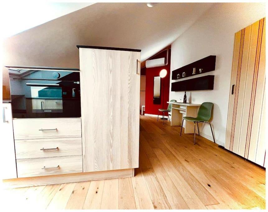 Urban House - Skylight House Navigli Milan Center Apartment