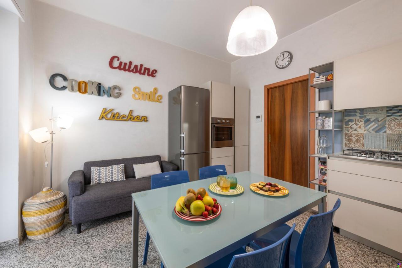 Bnbutler - Stromboli, 22 - Ampio, Luminoso Ed Elegante Milão