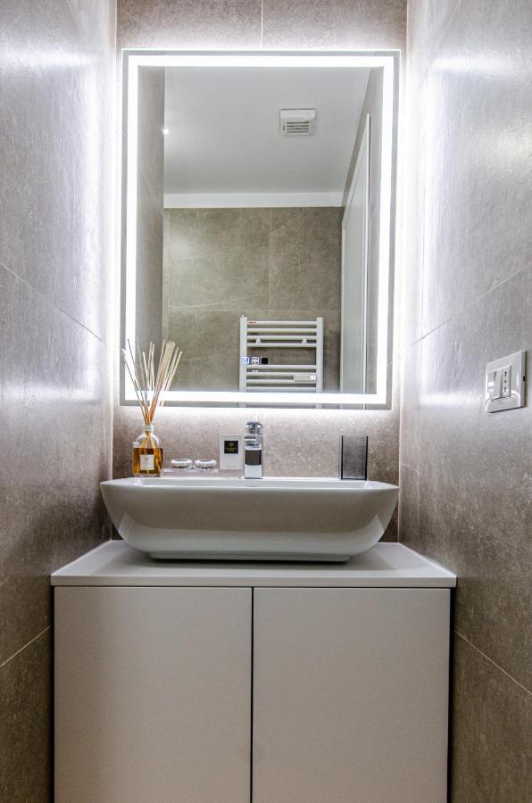 Apartment Schiaparelli 4 *