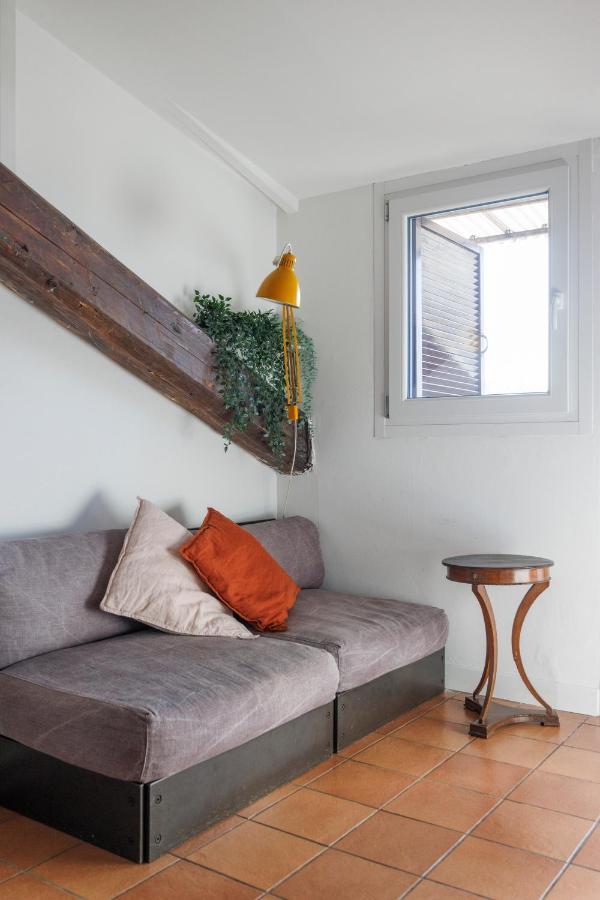 Xenia - Newly Renovated Flat In Fiera Area * Mailand