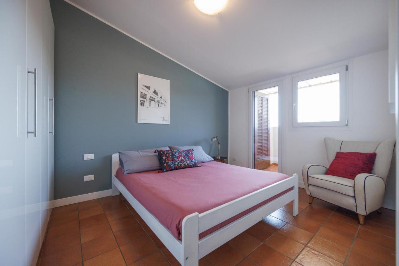 Xenia - Newly Renovated Flat In Fiera Area Apartment Mailand