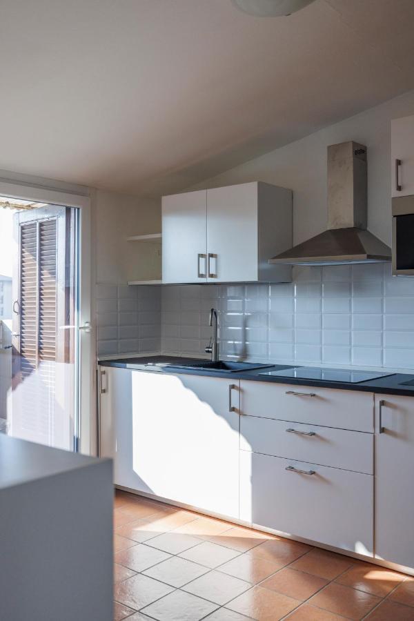 Xenia - Newly Renovated Flat In Fiera Area Mailand
