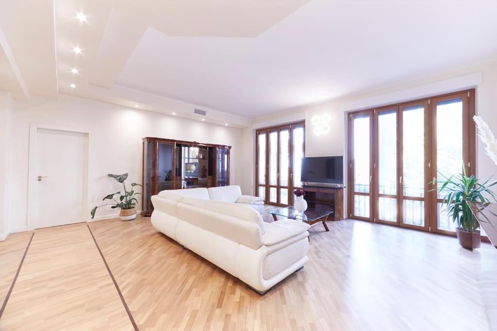 Elegant Milan