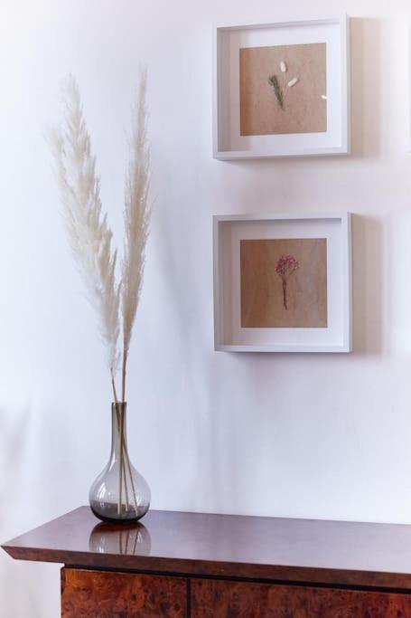 Elegant Apartment *
